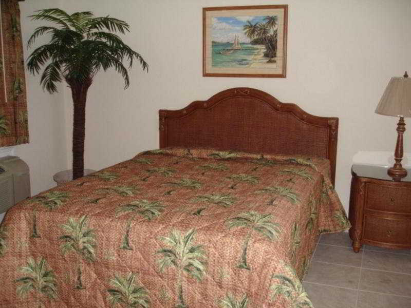 Royal Orleans Resort Unit 113 Redington Beach Exterior photo