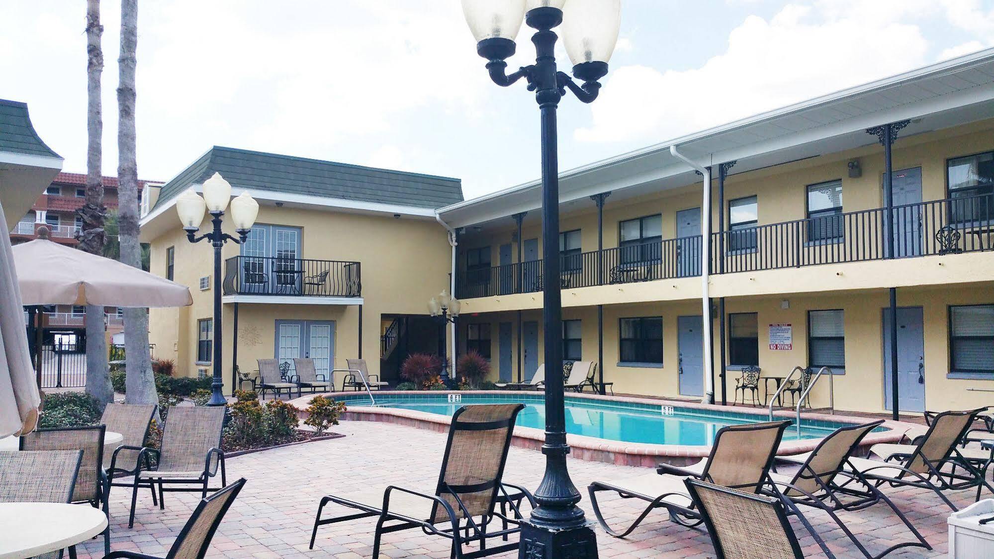 Royal Orleans Resort Unit 113 Redington Beach Exterior photo